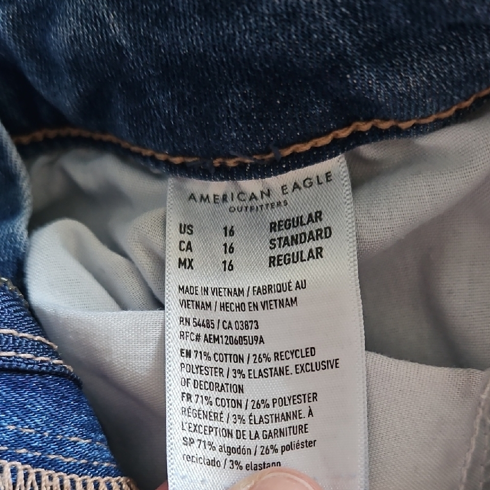 American Eagle Outfitters Dark Blue Denim Jeans - Picture 3 of 4